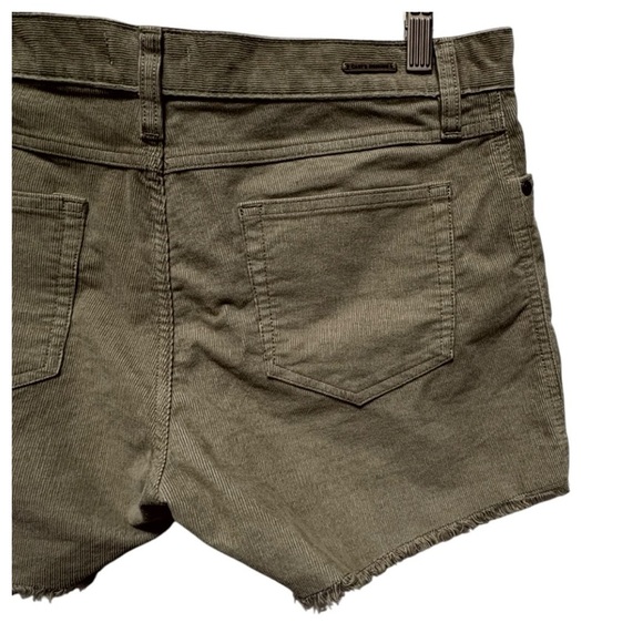 Carve Designs Oahu 4 inch Corduroy Shorts Olive Size 10 NEW - Picture 7 of 9